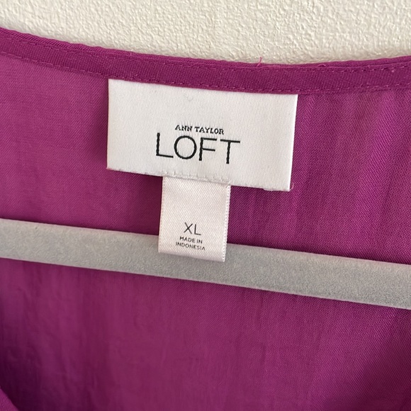 LOFT Tie Front Shell - Picture 2 of 7